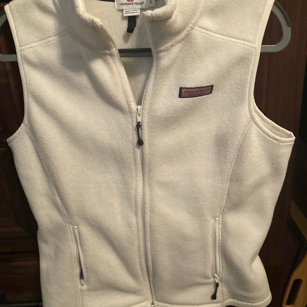 White VV vest